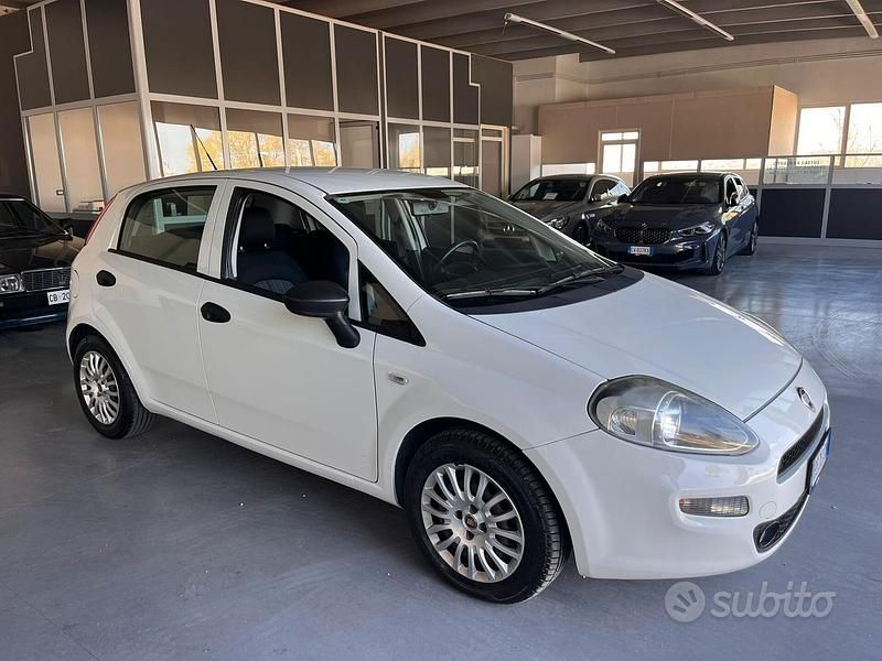 Usata Fiat Punto S 95 CV (69 kW) 2018 Bianco Berlina