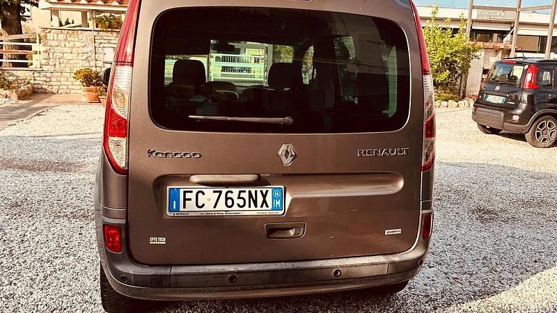 Usata Renault Kangoo 110 CV (80 kW) 2016 Grigio Monovolume