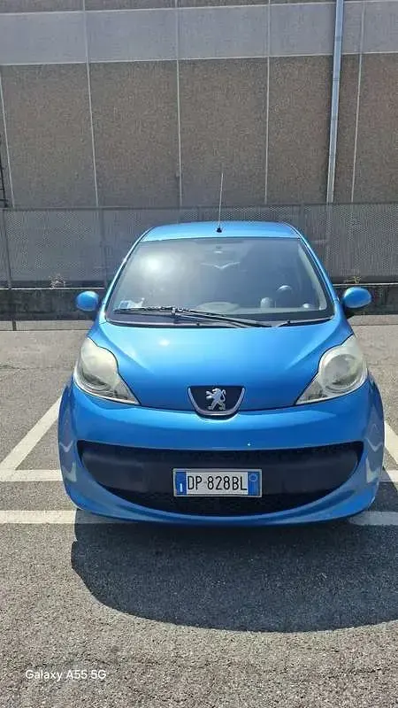 Usata Peugeot 107 Urban Move 68 CV (50 kW) 2008 Bluazzurro Utilitaria