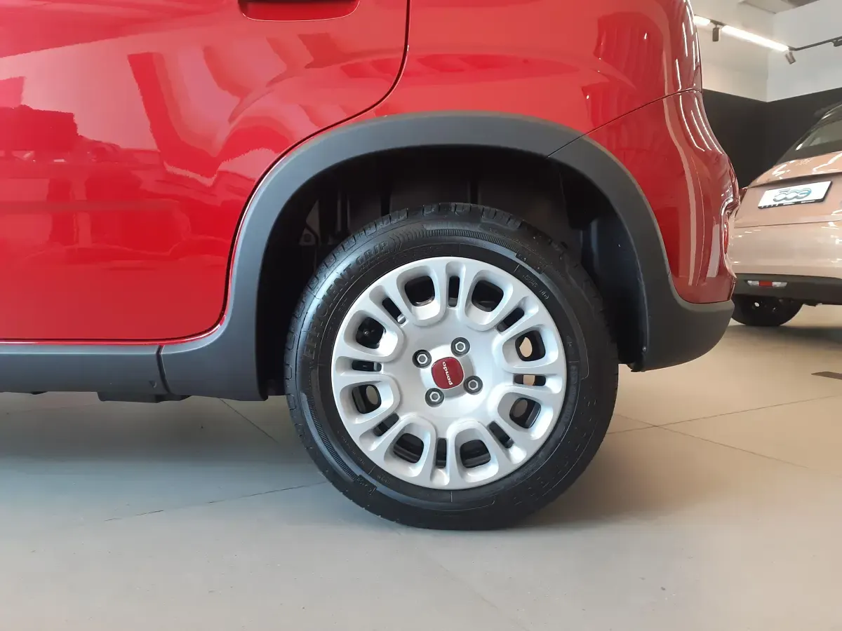 Usata Fiat Panda Pop 70 CV (51 kW) 2024 Utilitaria