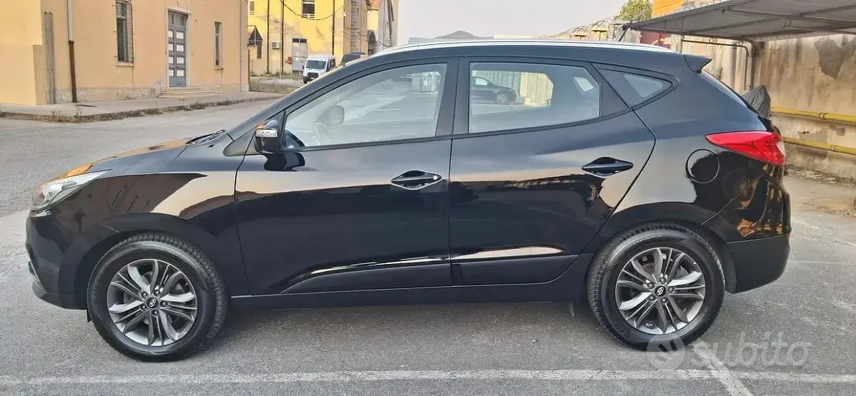 Usata Hyundai ix35 115 CV (84 kW) 2015 Nero SUV