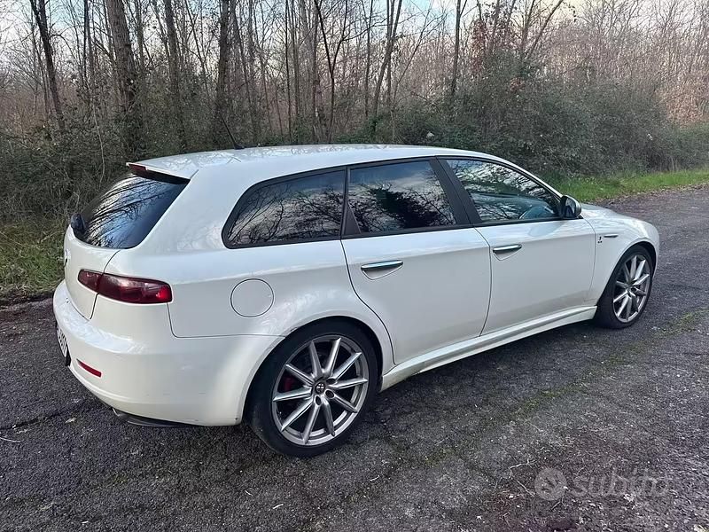 Usata Alfa Romeo 159 Ti 150 CV (110 kW) 2009 Bianco Berlina