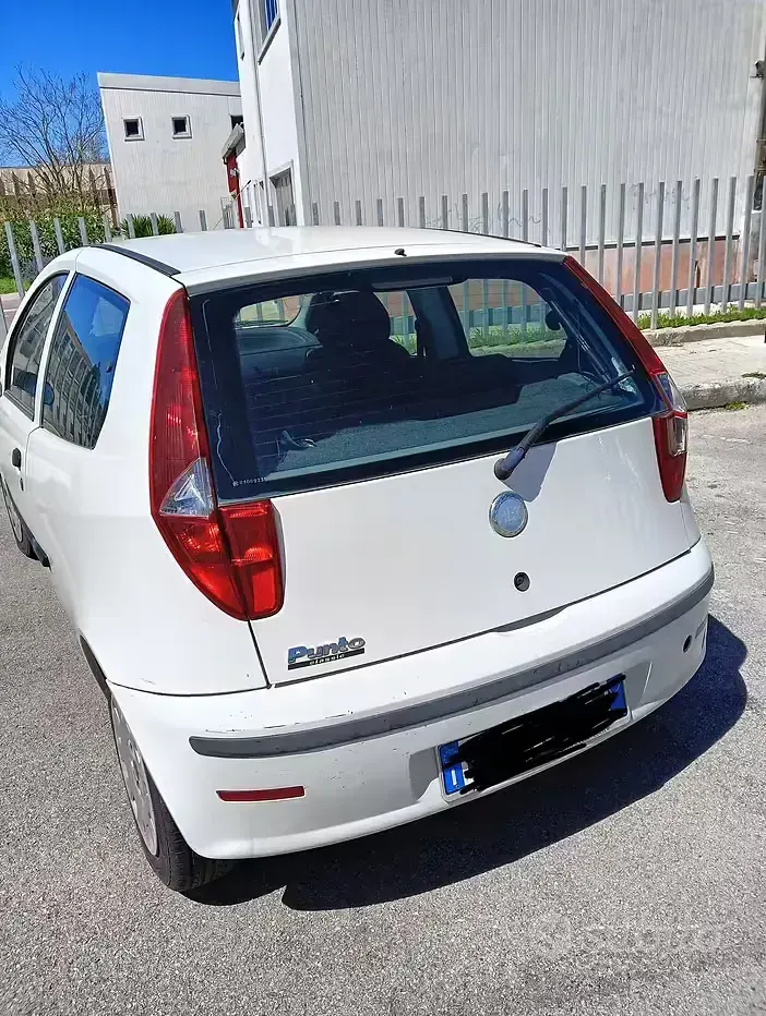 Usata Fiat Punto Classica 80 CV (58 kW) 2008 Utilitaria