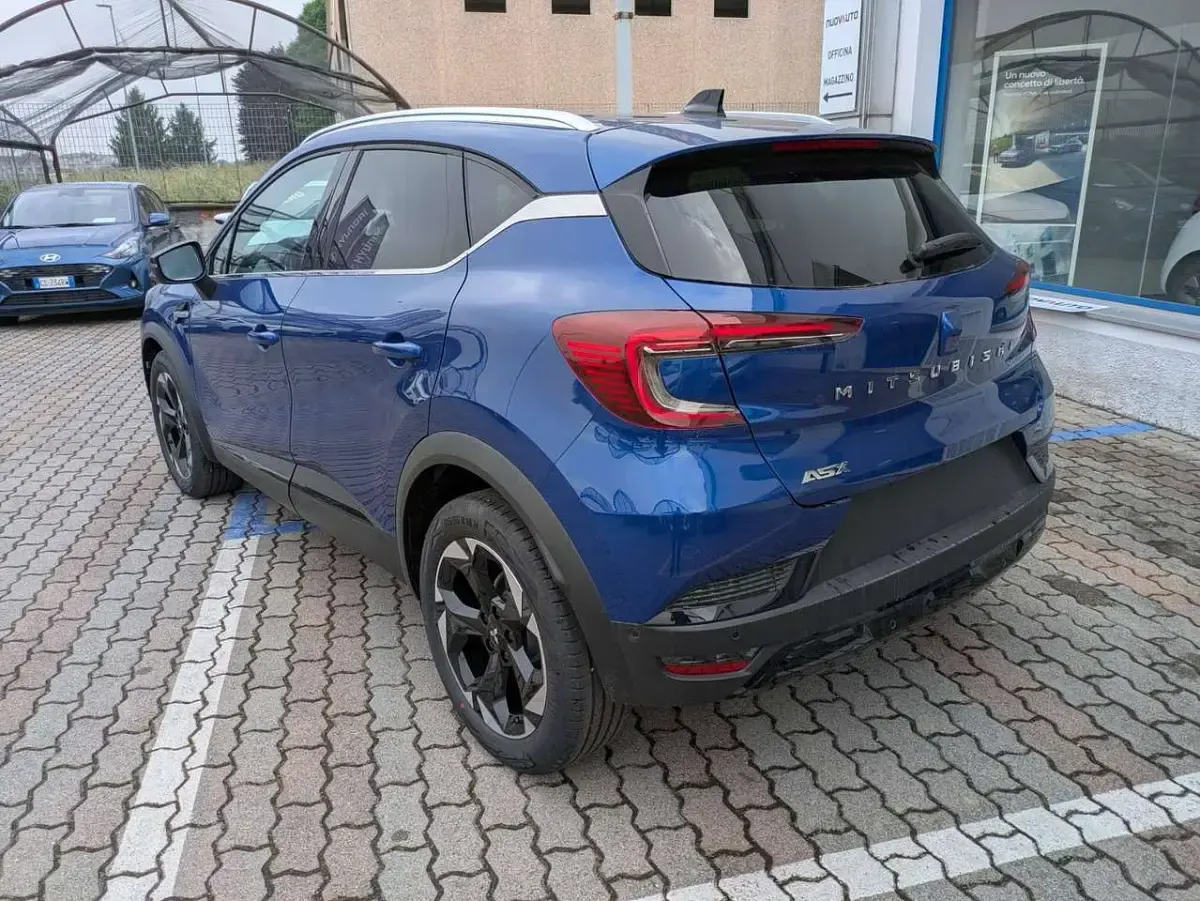 Nuova Mitsubishi ASX Intense 141 CV (103 kW) 2026 Royal blue SUV