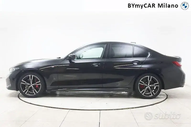 Begagnad BMW 320e M Sport 190 HK (139 kW) 2025 Svart Sedan