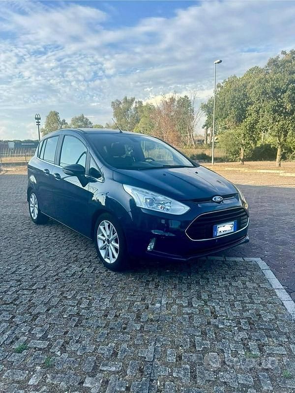 Usata Ford B-MAX 90 CV (66 kW) 2016 Blu Monovolume