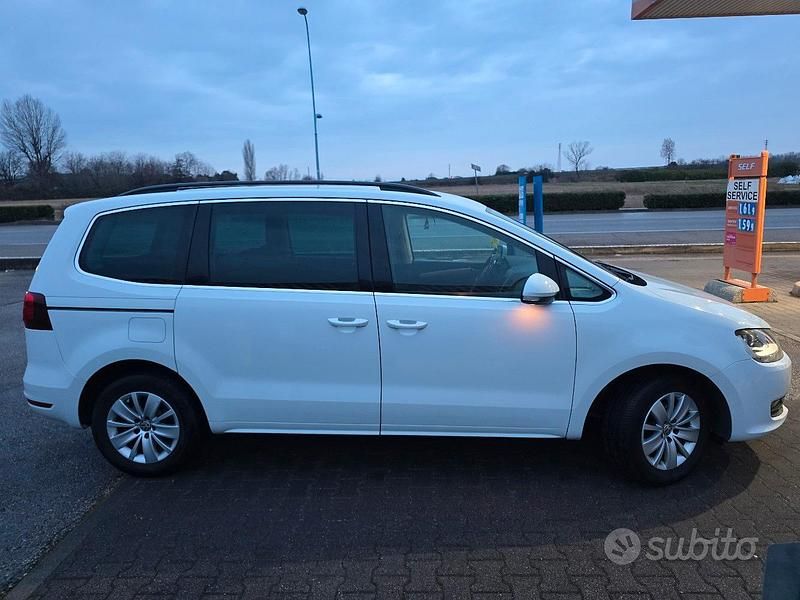 Usata VW Sharan 150 CV (110 kW) 2017 Bianco Monovolume