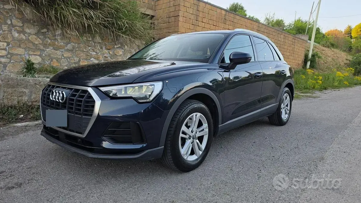 Usata Audi Q3 Comfort 150 CV (110 kW) 2020 Blu SUV