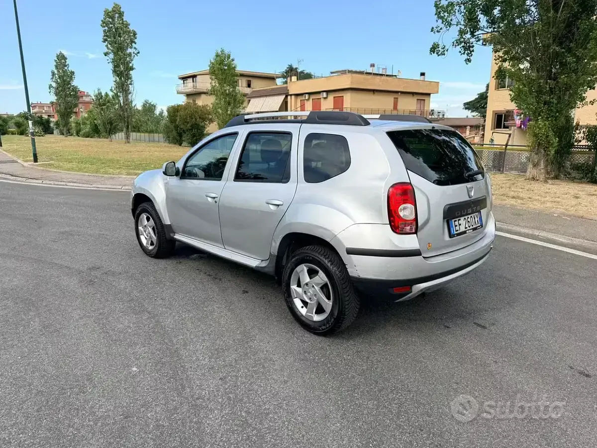 Usata Dacia Duster 105 CV (77 kW) 2010 Grigio SUV