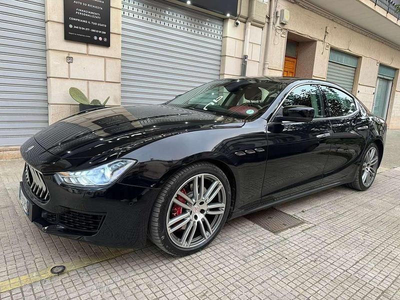 Usata Maserati Ghibli 250 CV (183 kW) 2017 Nero Berlina