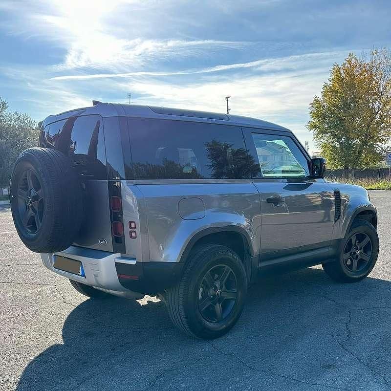 Usata Land Rover Defender SE 200 CV (147 kW) 2021 Grigio SUV
