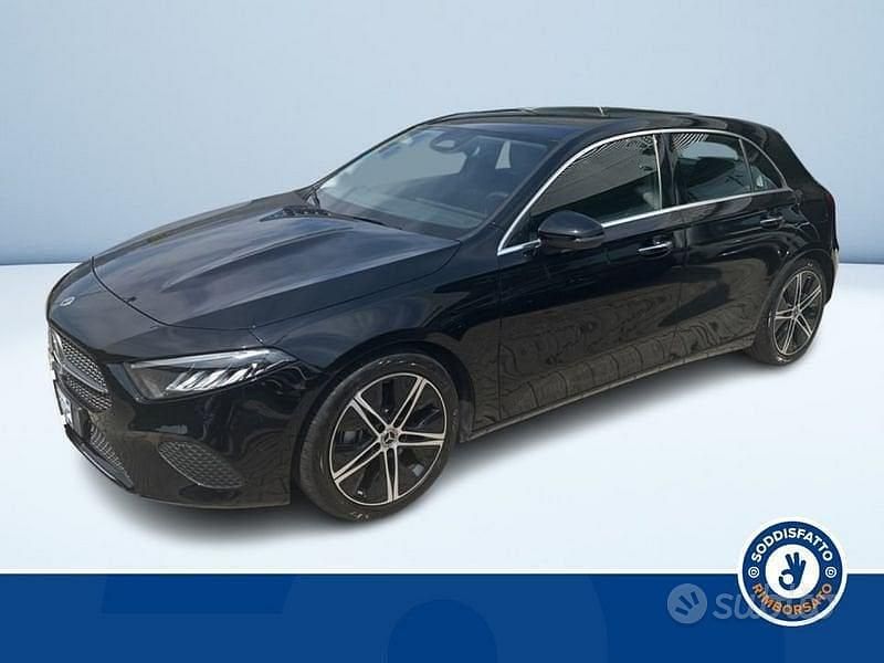 Usata Mercedes A180 Advanced Plus 116 CV (85 kW) 2024 Nero metallizzato Berlina