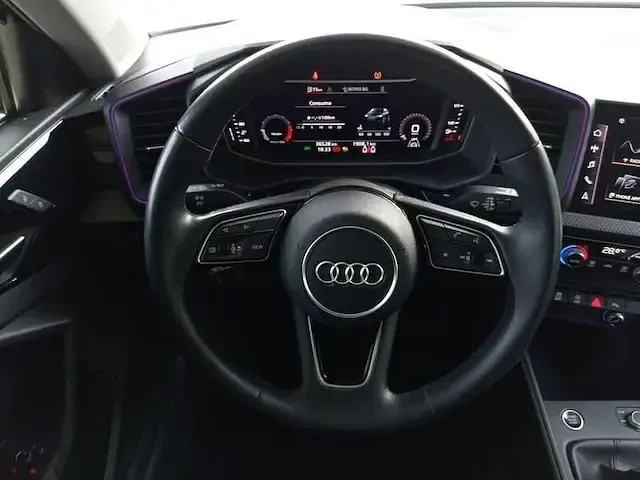Usata Audi A1 Admired 95 CV (69 kW) 2022 Grigio zinco perla SUV