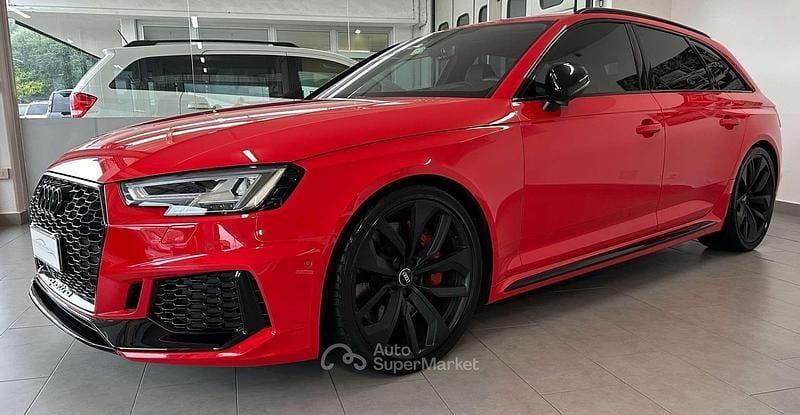Usata Audi RS4 Ambiente 450 CV (330 kW) 2019 Rosso Station wagon
