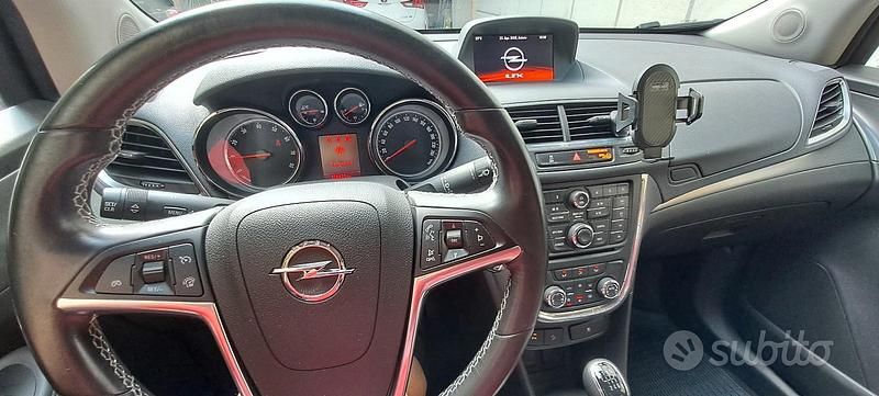 Usata Opel Mokka 140 CV (102 kW) 2014 Nero SUV