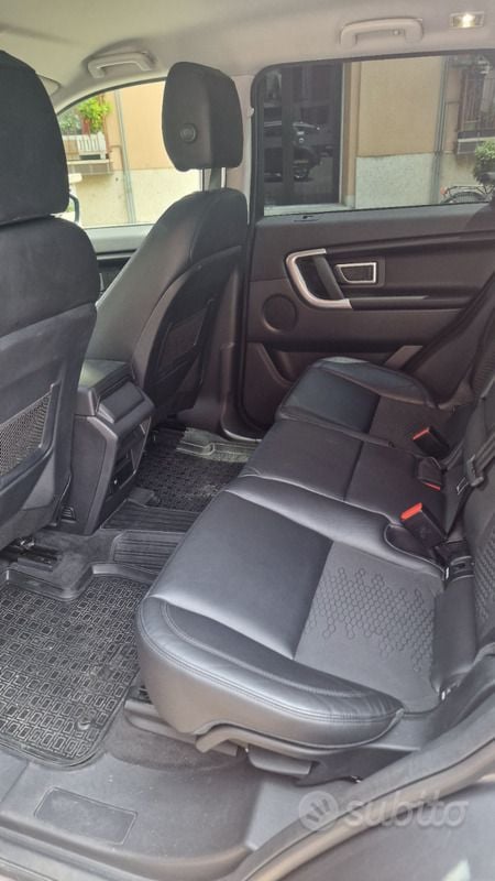 Usata Land Rover Discovery Sport 150 CV (110 kW) 2017 Grigio SUV