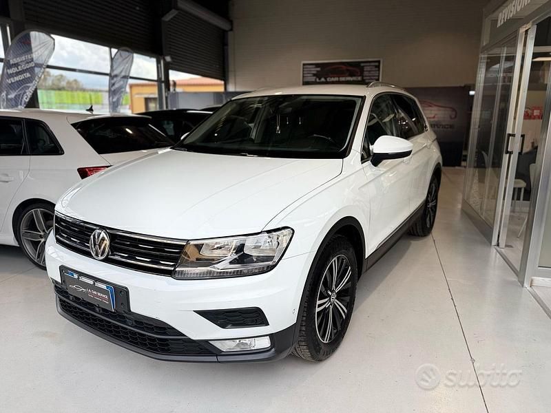 Bianco Usata 2017 VW Tiguan Executive SUV | 18.000 € (Buon prezzo) - Immagine 1/4