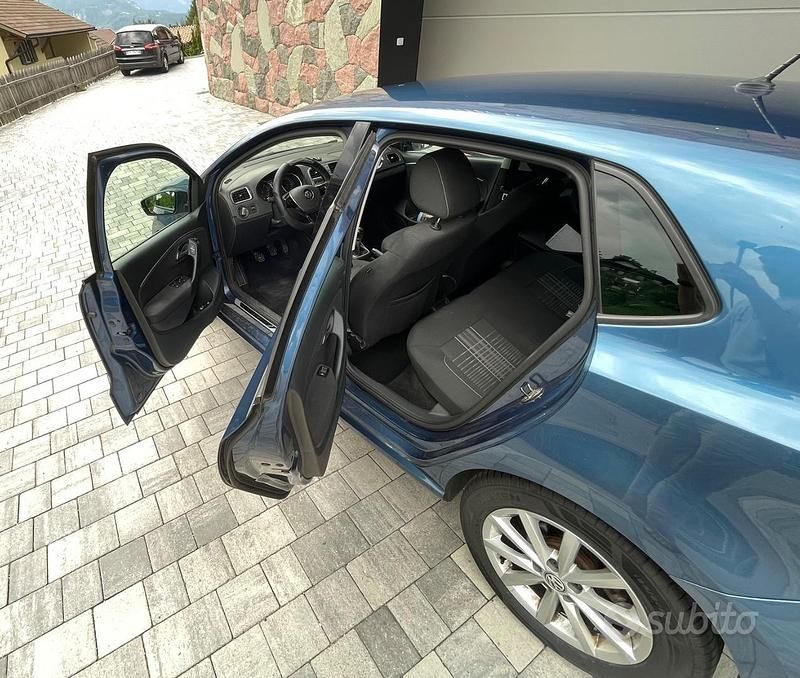 Usata VW Polo 75 CV (55 kW) 2016 Blu Utilitaria