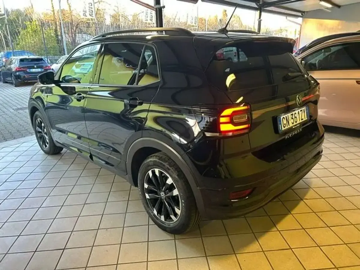 Usata VW T-Cross Style 95 CV (69 kW) 2023 Nero SUV