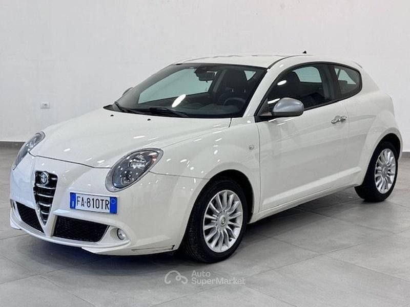 Usata Alfa Romeo MiTo 85 CV (62 kW) 2015 Beige Utilitaria