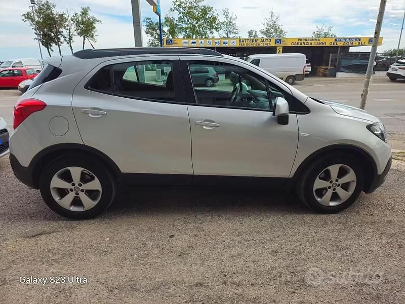 Usata Opel Mokka 140 CV (102 kW) 2015 Grigio SUV