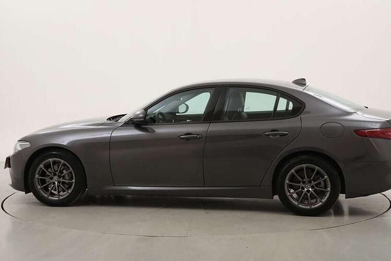 Usata Alfa Romeo Giulia Business 160 CV (117 kW) 2020 Grigio Berlina
