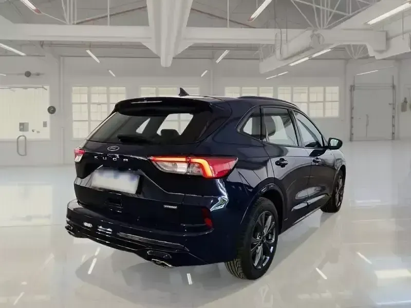 Usata Ford Kuga ST-Line 152 CV (111 kW) 2023 SUV