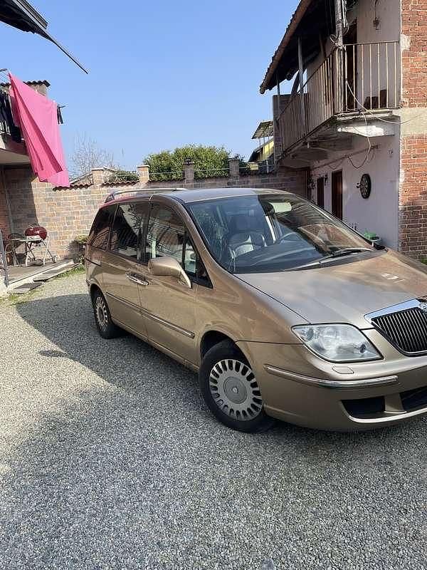 Usata Lancia Phedra 185 CV (136 kW) 2005 Monovolume