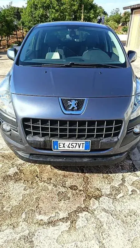 Usata Peugeot 3008 Business-Line 111 CV (81 kW) 2011 Station wagon