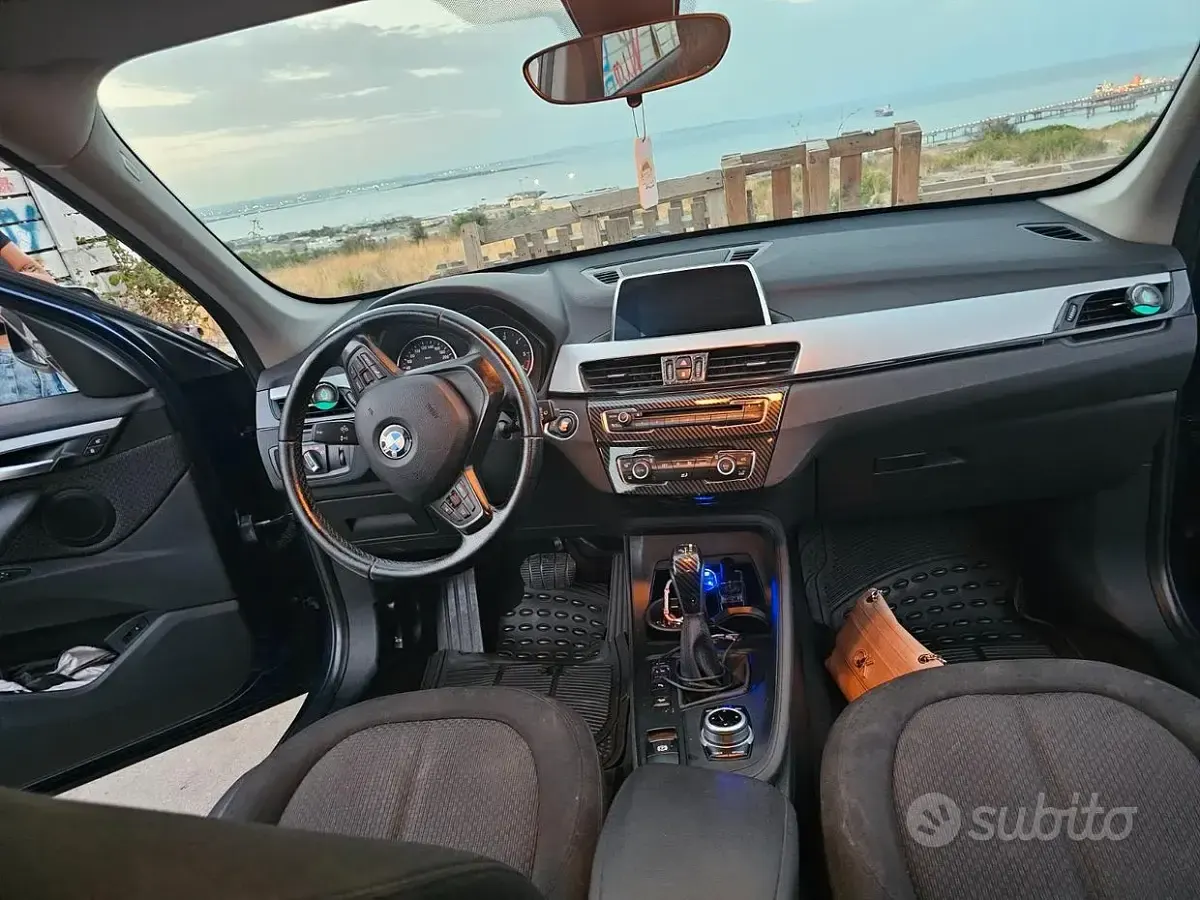 Usata BMW X1 150 CV (110 kW) 2017 Blu SUV