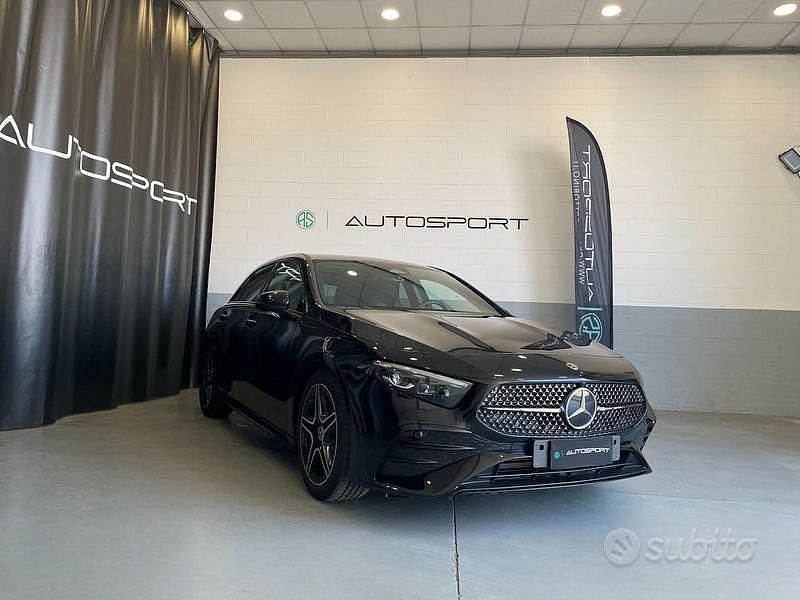 Usata Mercedes A180 AMG line 116 CV (85 kW) 2023 Nero Berlina