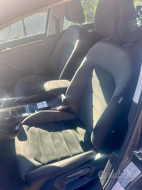 Usata VW Golf VII Executive 115 CV (84 kW) 2019 Grigio Station wagon