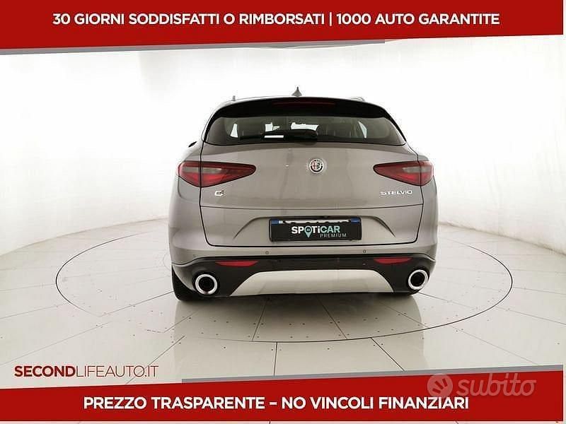 Usata Alfa Romeo Stelvio Executive 190 CV (139 kW) 2020 Grigio SUV