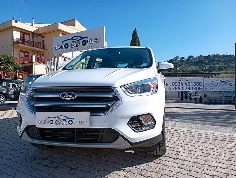 Usata Ford Kuga Titanium 120 CV (88 kW) 2017 Bianco SUV