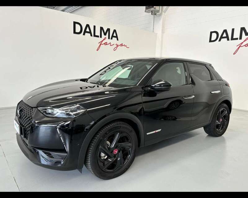 Nero Usata 2021 DS Automobiles DS3 Crossback E-Tense Performance Line Plus SUV | 22.990 € (Molto cara) - Immagine 1/4