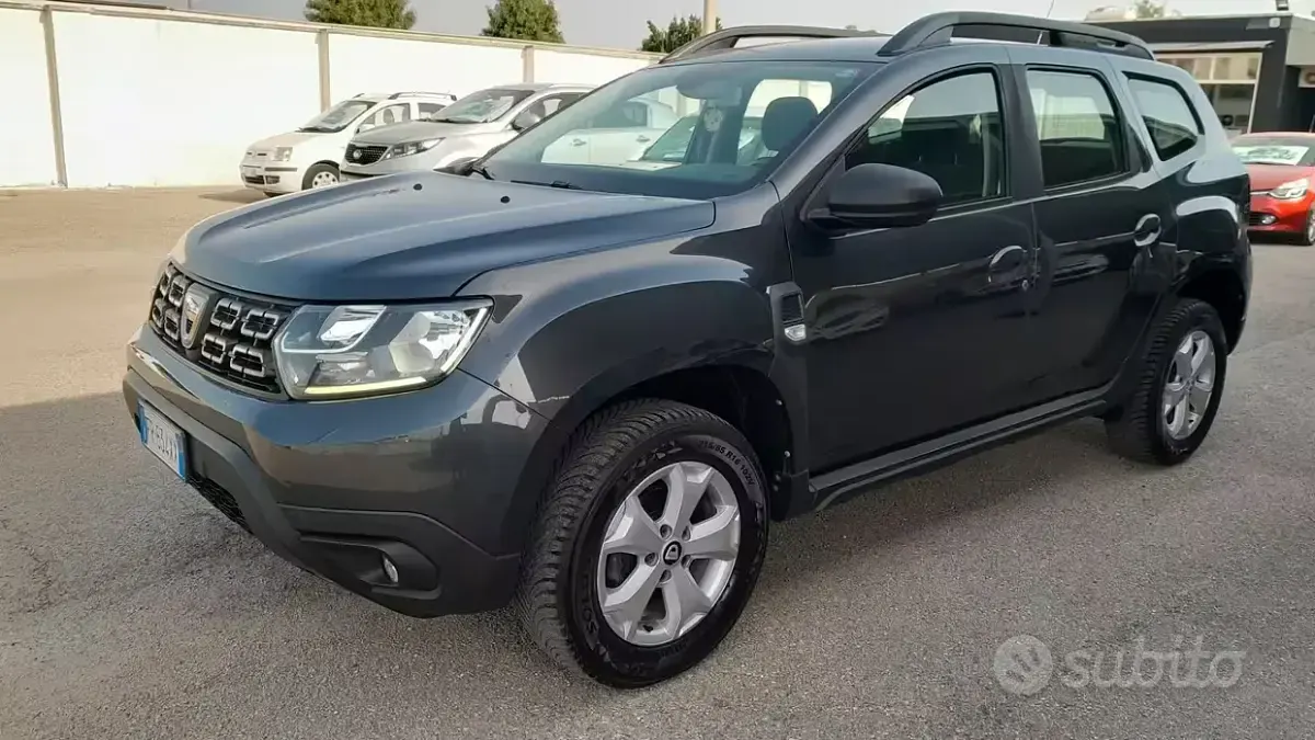Usata Dacia Duster Comfort 116 CV (85 kW) 2018 Grigio SUV