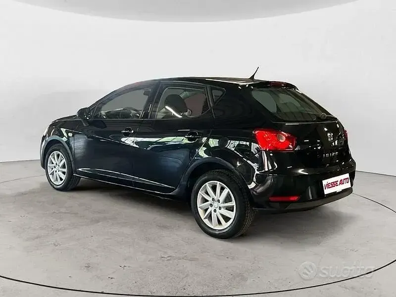 Usata Seat Ibiza Reference 69 CV (50 kW) 2013 Nero Berlina