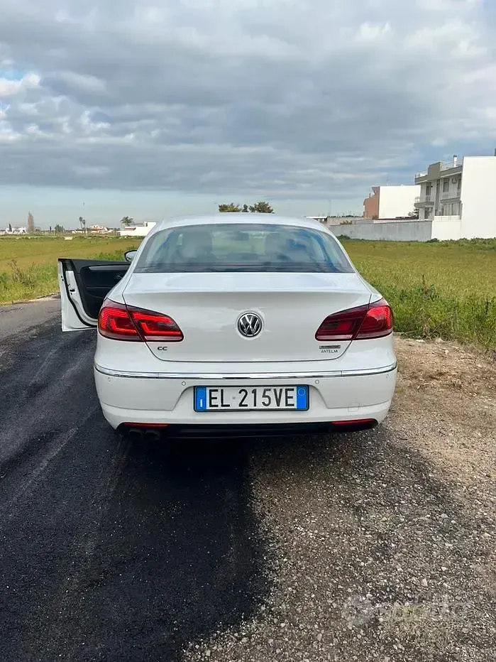 Usata VW CC 140 CV (102 kW) 2013 Bianco Berlina