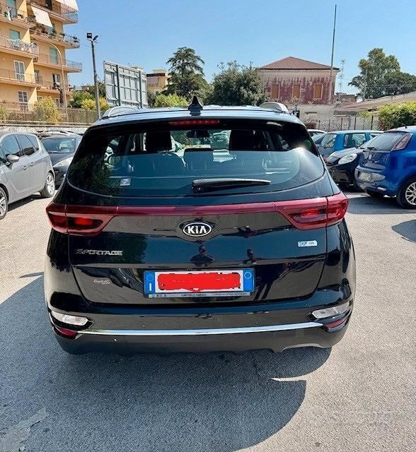 Usata Kia Sportage 132 CV (97 kW) 2021 Nero SUV