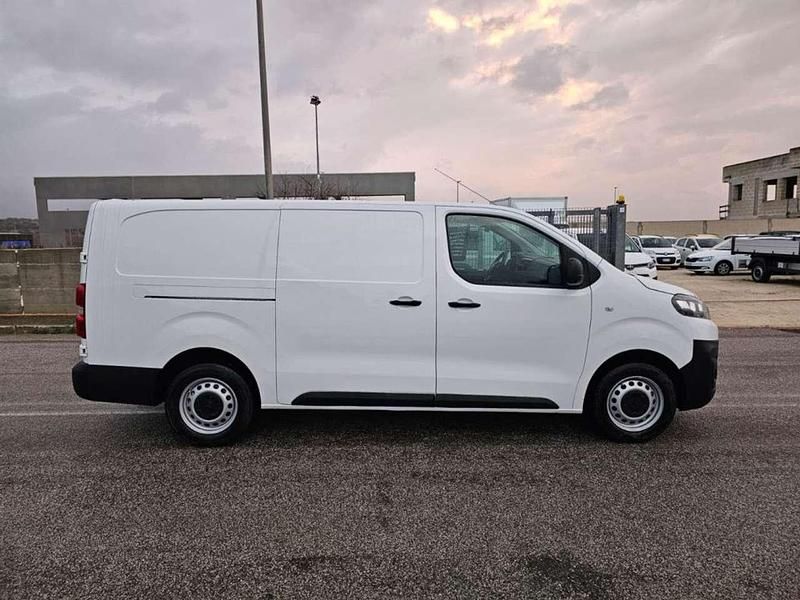 Usata Citroën Jumpy Comfort 150 CV (110 kW) 2020 Bianco Monovolume