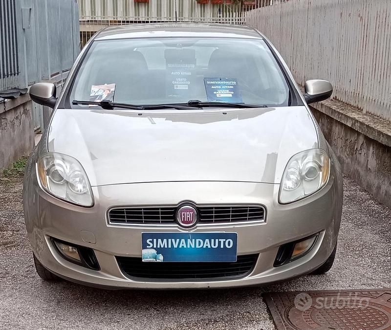 Usata Fiat Bravo Dynamic 89 CV (65 kW) 2009 Beige Utilitaria