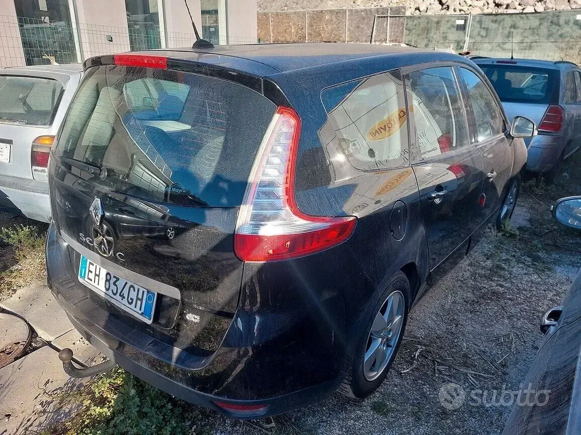 Usata Renault Scenic E-Tech 110 CV (80 kW) 2011 Nero Monovolume