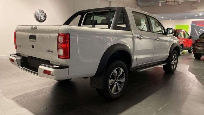 Usata EVO Cross 4 136 CV (100 kW) 2024 Bianco Pick-up