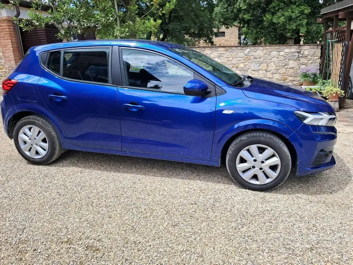 Usata Dacia Sandero 91 CV (66 kW) 2023 Blu Utilitaria