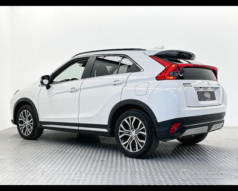 Usata Mitsubishi Eclipse Cross 163 CV (119 kW) 2019 Bianco SUV