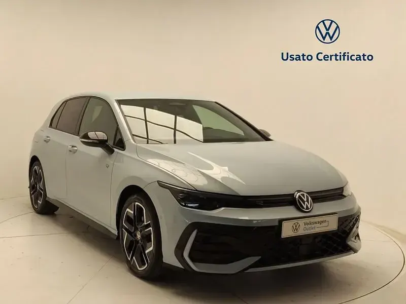 Usata VW Golf VIII R-line 150 CV (110 kW) 2026 Utilitaria