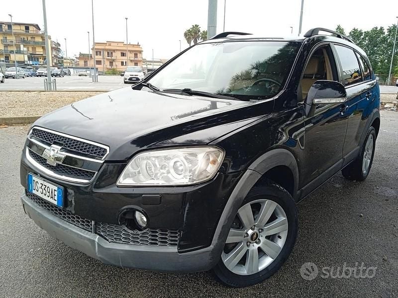 Usata Chevrolet Captiva LT 150 CV (110 kW) 2008 Nero SUV