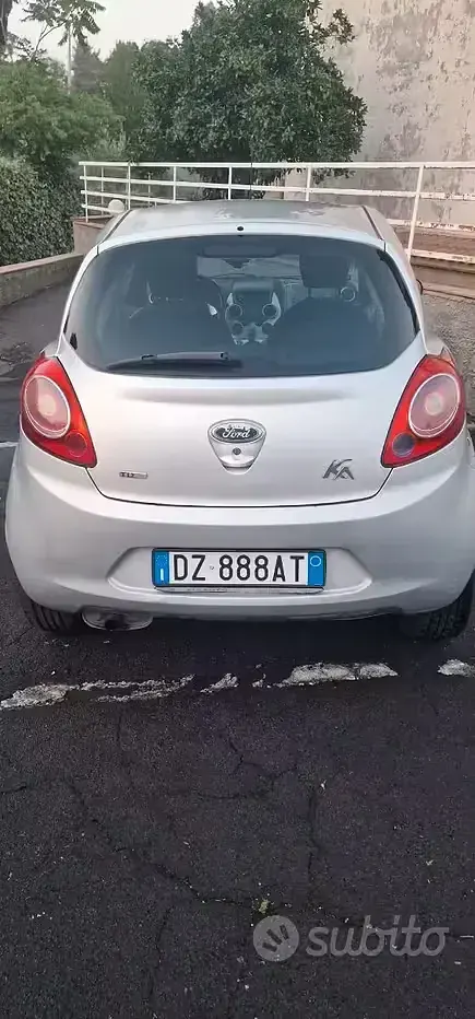 Usata Ford Ka Titanium 75 CV (55 kW) 2009 Grigio Utilitaria