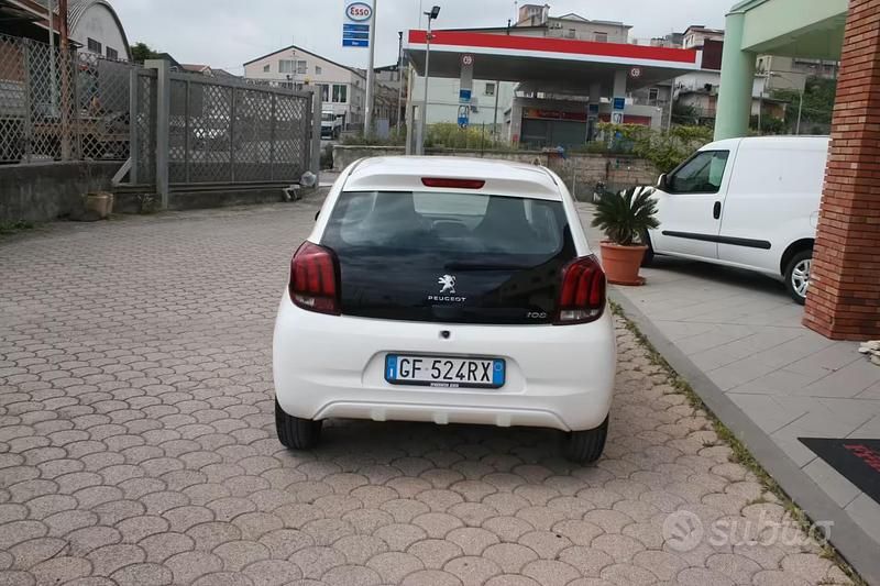 Usata Peugeot 108 Allure 72 CV (52 kW) 2021 Bianco Berlina
