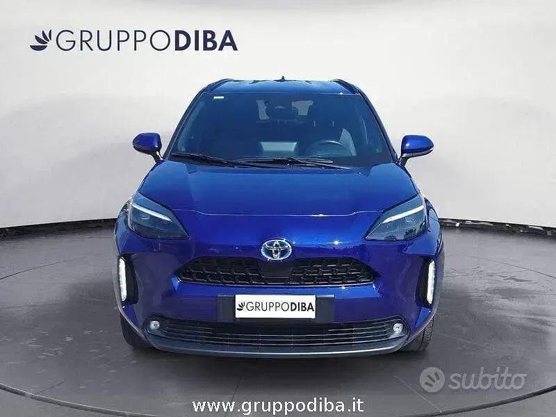 Usata Toyota Yaris Cross Trend 116 CV (85 kW) 2023 Blu SUV